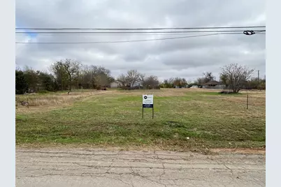 1302 Frink Street, Taylor, TX 76574 - Photo 3