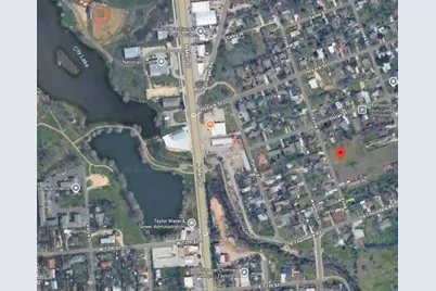 1302 Frink Street, Taylor, TX 76574 - Photo 11