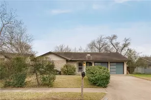 2515 Berkett Dr, Austin, TX 78745 - Photo 1