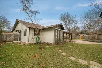 2515 Berkett Drive, Austin, TX 78745 - Photo 27