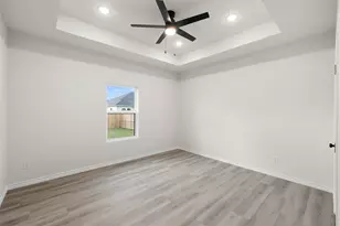 330 Cactus St, Giddings, TX 78942 - Photo 19