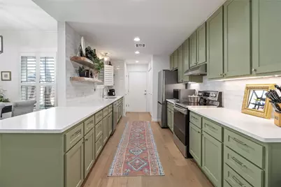 28 Tournament Way #F-26, The Hills, TX 78738 - Photo 17