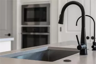 1128 Villa Rialto View, Leander, TX 78641 - Photo 37