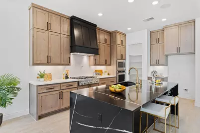 109 Strawberry Lane, Georgetown, TX 78628 - Photo 5