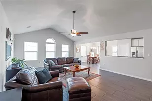 924 Canvasback Creek Dr, Leander, TX 78641 - Photo 3