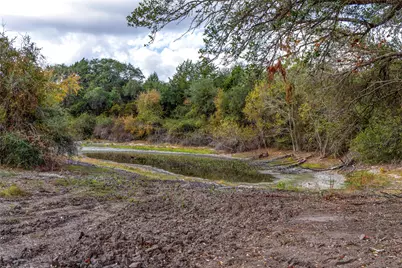 1250 Ladewig Lane, Schulenburg, TX 78956 - Photo 7