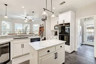 300 Champions Dr, Georgetown, TX 78628 - Photo 15