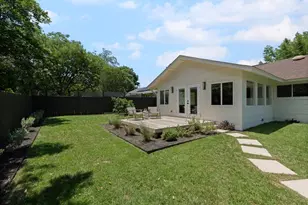 409 Thistlewood Dr, Austin, TX 78745 - Photo 35