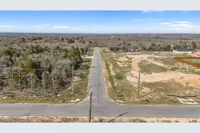 137 Las Alturas Drive, Elgin, TX 78621 - Photo 3