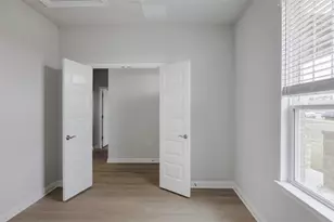 8512 Dongan Dr, Austin, TX 78744 - Photo 19