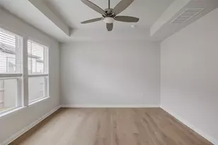 8512 Dongan Dr, Austin, TX 78744 - Photo 13