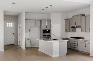 8512 Dongan Dr, Austin, TX 78744 - Photo 3