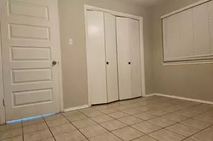 2305 Cottonwood Dr, Georgetown, TX 78628 - Photo 17