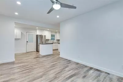 2909 Burning Oak Drive, Austin, TX 78704 - Photo 9