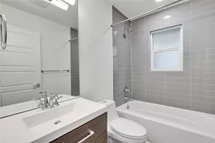 2909 Burning Oak Dr, Austin, TX 78704 - Photo 11