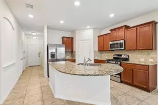 328 Shale Cir, Buda, TX 78610 - Photo 7