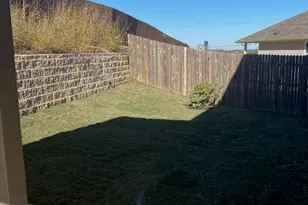10104 Forest Grove Dr, Austin, TX 78747 - Photo 19