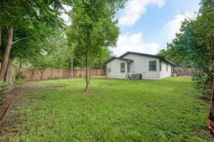 1607 Sweetbriar Ave, Austin, TX 78723 - Photo 25
