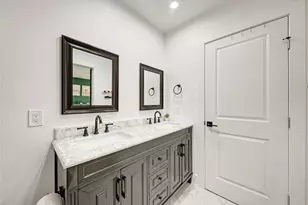 1607 Sweetbriar Ave, Austin, TX 78723 - Photo 13