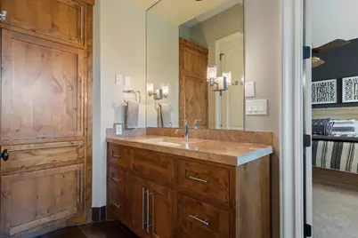 2002 Kinney Avenue #B, Austin, TX 78704 - Photo 19