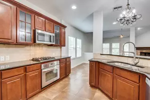 628 Bottle Brush Dr, Kyle, TX 78640 - Photo 3