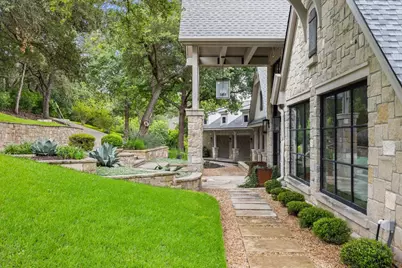 1421 Circle Ridge Drive, West Lake Hills, TX 78746 - Photo 39
