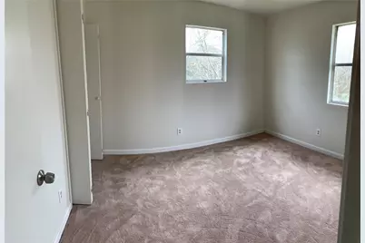 516 San Saba Street, Lockhart, TX 78644 - Photo 19