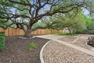 2605 Gabriel View Dr, Georgetown, TX 78628 - Photo 29
