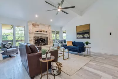 11146 Pinehurst Drive, Austin, TX 78747 - Photo 7