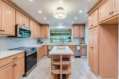 11146 Pinehurst Drive, Austin, TX 78747 - Photo 11