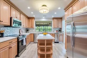 11146 Pinehurst Dr, Austin, TX 78747 - Photo 13