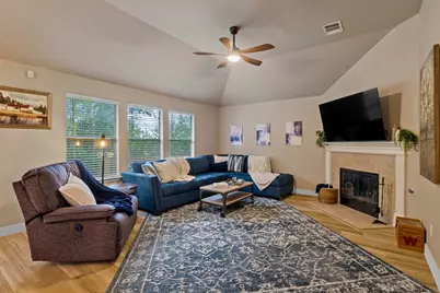 1020 Portchester Castle Path, Pflugerville, TX 78660 - Photo 3