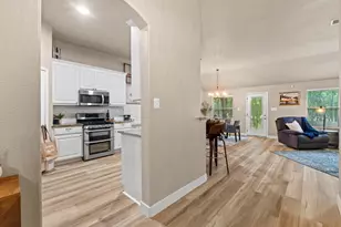 1020 Portchester Castle Path, Pflugerville, TX 78660 - Photo 9