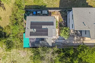 706 Short Kemp St, Austin, TX 78741 - Photo 33