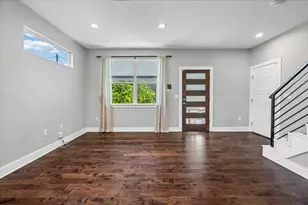 706 Short Kemp St, Austin, TX 78741 - Photo 9