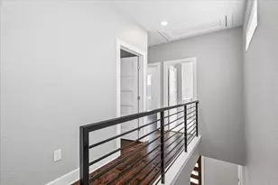 706 Short Kemp St, Austin, TX 78741 - Photo 15