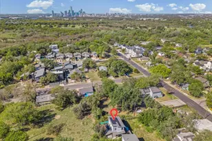 706 Short Kemp St, Austin, TX 78741 - Photo 35