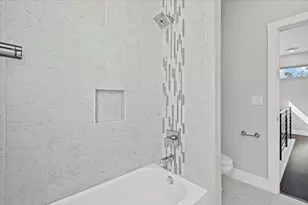 706 Short Kemp St, Austin, TX 78741 - Photo 21