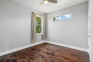 706 Short Kemp St, Austin, TX 78741 - Photo 17