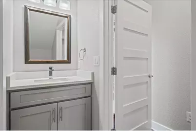 706 Short Kemp Street #2, Austin, TX 78741 - Photo 15