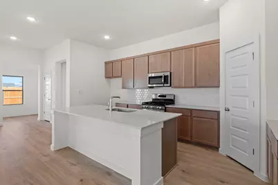 104 Malibu, Hutto, TX 78634 - Photo 7
