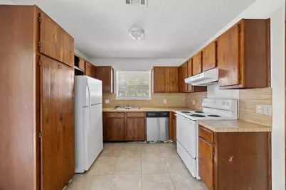 8711 Pineridge Drive, Austin, TX 78729 - Photo 9