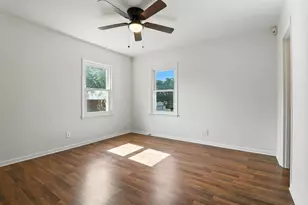 7505 Forest Wood Rd, Austin, TX 78745 - Photo 17