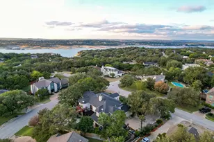 215 Tellus St, Lakeway, TX 78734 - Photo 29