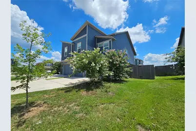 12109 Short Leaf Path, Del Valle, TX 78617 - Photo 3