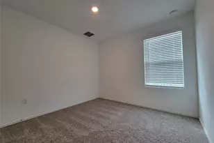 12109 Short Leaf Path, Del Valle, TX 78617 - Photo 15