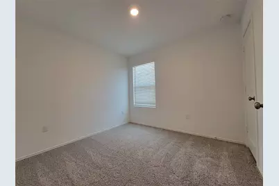 12109 Short Leaf Path, Del Valle, TX 78617 - Photo 17
