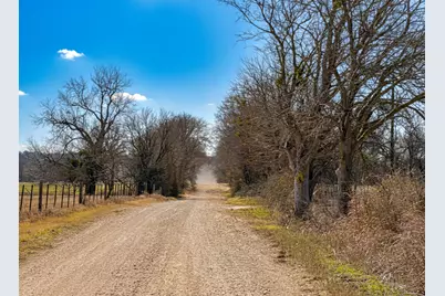 4622 County Road 429, Rockdale, TX 76567 - Photo 3