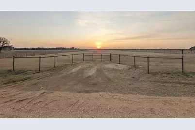 4622 County Road 429, Rockdale, TX 76567 - Photo 1