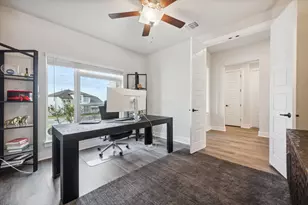 700 Echelon Pl, Austin, TX 78738 - Photo 5